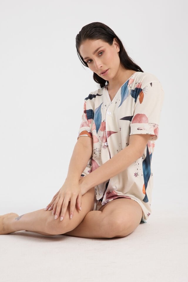 Calm Gömlek Şort Düğmeli Pijama Takımı Renkli Desenli Star